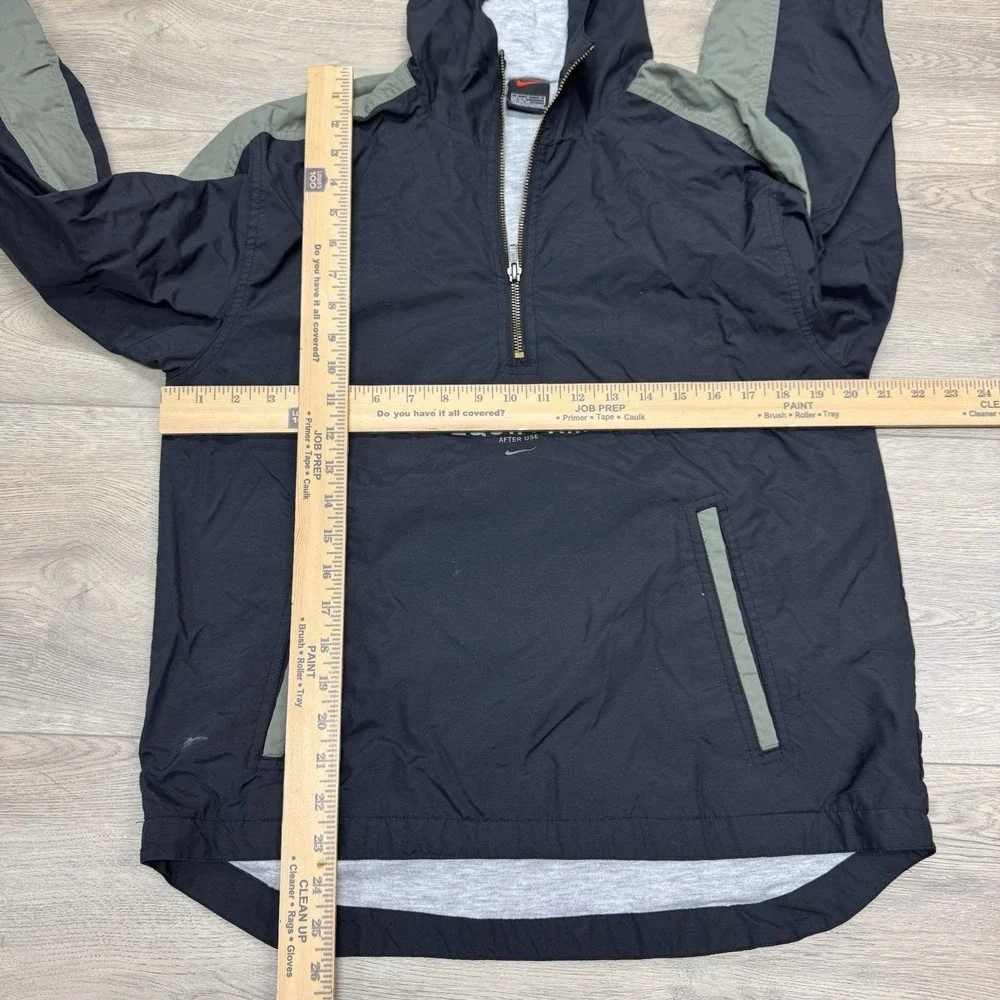 Nike Black Tag 